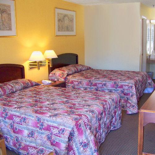 Seagoville Inn Room photo