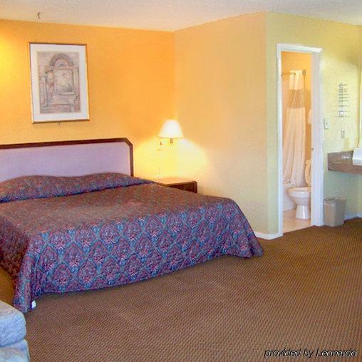 Seagoville Inn Room photo